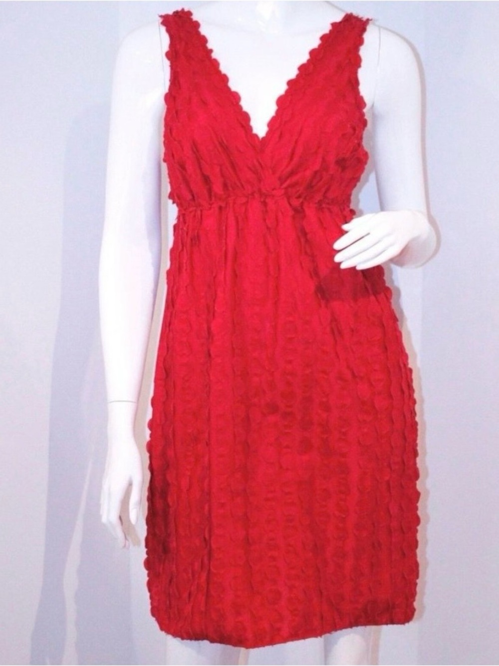 Max Studio NWT V neck Petal Red Sleeveless Dress
